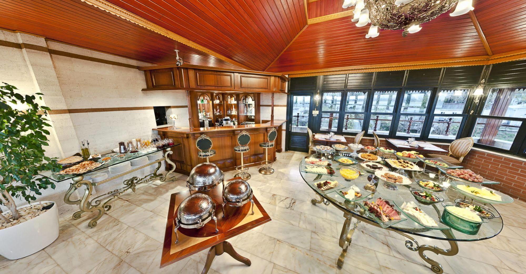 Valide Sultan Konagi Istambul